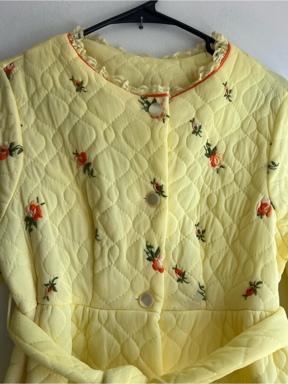 Vintage 1960s Yellow Floral Robe Housecoat NWT S.Klein tag 12 - Picture 2 of 6